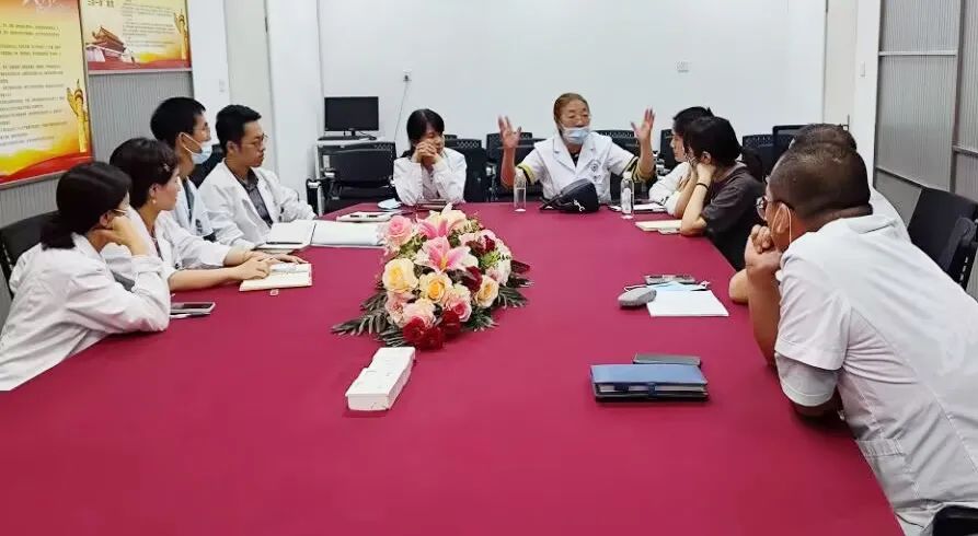 中国康复医学会常务理事王彤教授来院指导交流（二）